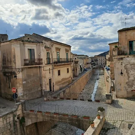 E Pieri O Carmunu Affitti Brevi Scicli